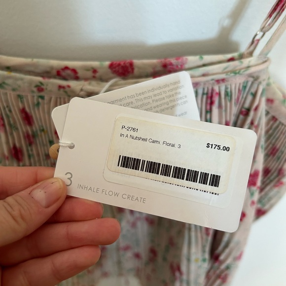 SUPER CUTE FLORAL, ACCORDION TANK FROM FLANNEL, NEW WITH TAGS, SIZE S - Picture 3 of 5